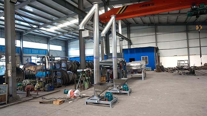 垂直螺旋送料機的3大優(yōu)勢解決物料輸送難題!